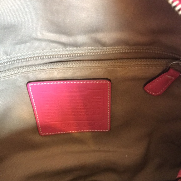 Coach pink purse. Real Coach brand. - Picture 6 of 14